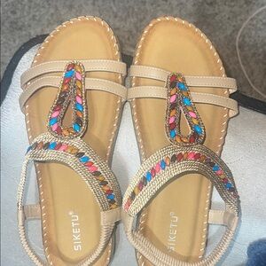 Cute & Comfy Women's Multicolor Sandals